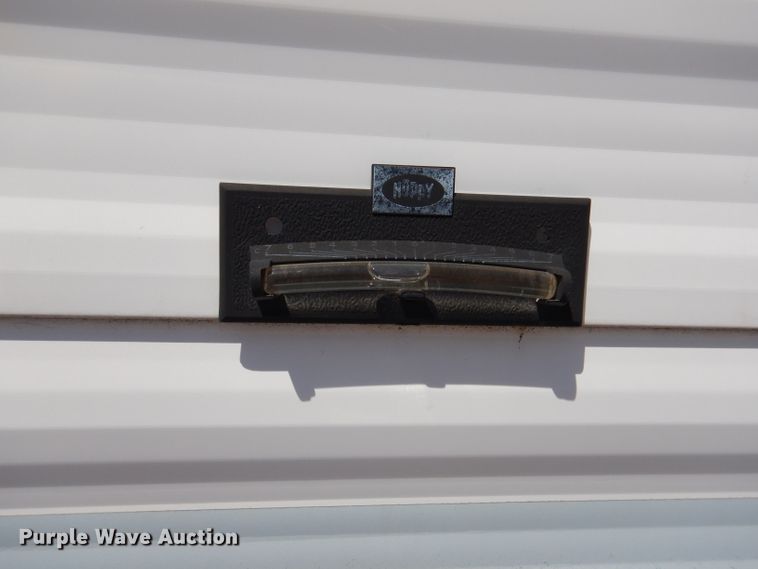 image for item IQ9604 2001 Timberland  camper