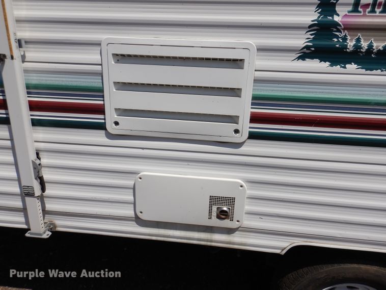 image for item IQ9604 2001 Timberland  camper