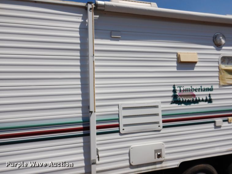 image for item IQ9604 2001 Timberland  camper