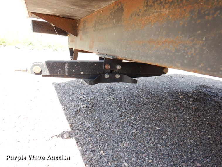 image for item IQ9604 2001 Timberland  camper