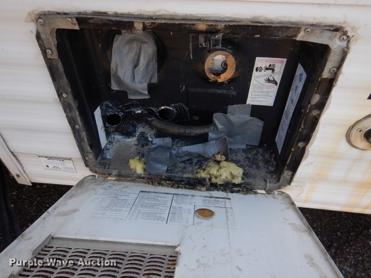 image for item IQ9604 2001 Timberland  camper