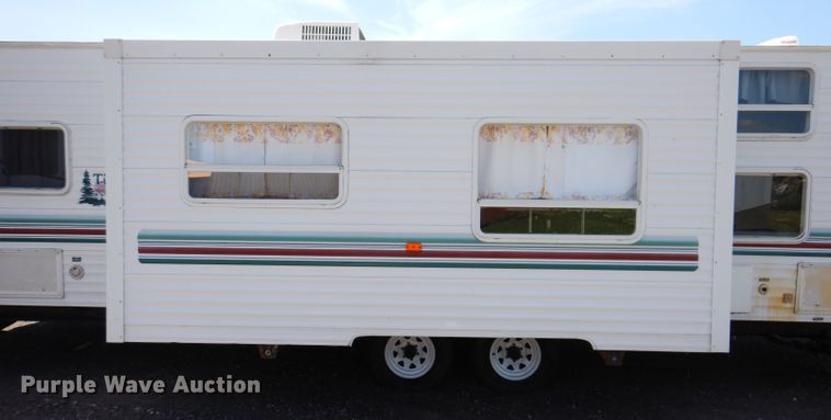 image for item IQ9604 2001 Timberland  camper