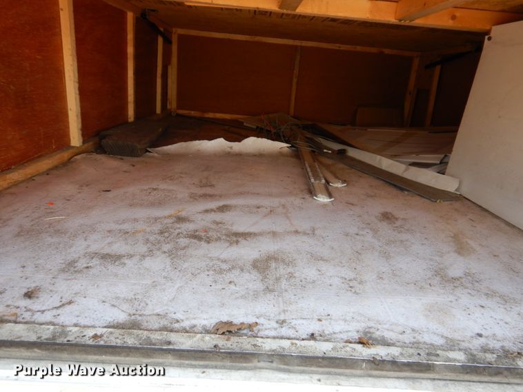 image for item IQ9604 2001 Timberland  camper