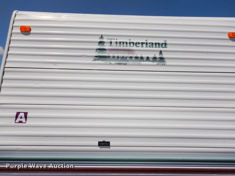 image for item IQ9604 2001 Timberland  camper