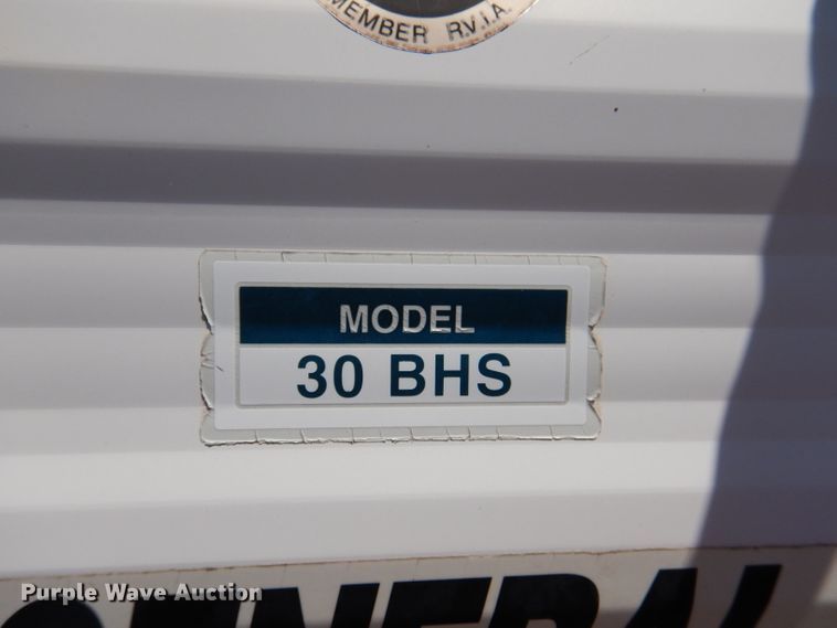 image for item IQ9604 2001 Timberland  camper