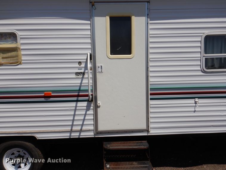 image for item IQ9604 2001 Timberland  camper