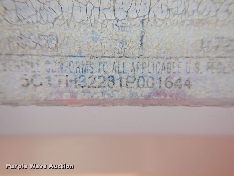 image for item IQ9604 2001 Timberland  camper