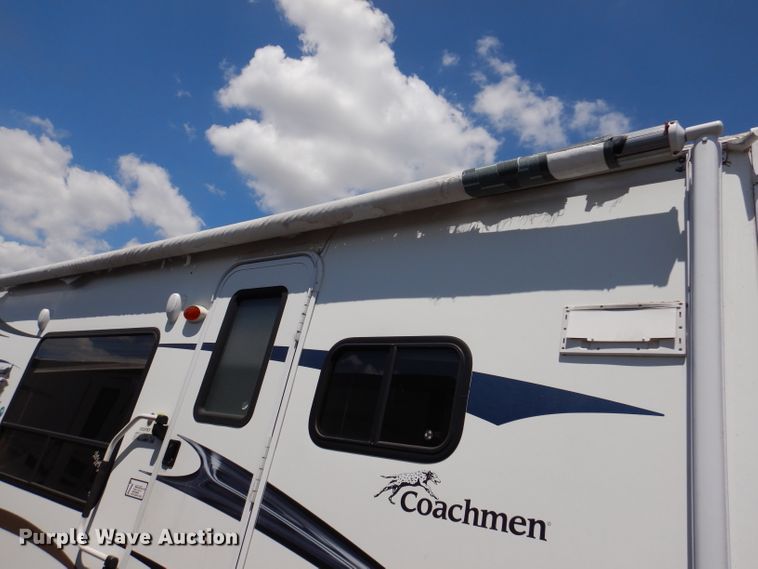 image for item IQ9605 2012 Forrest River Freedom Express  camper