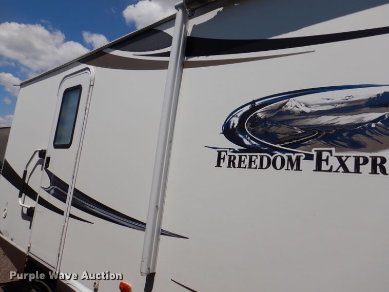 image for item IQ9605 2012 Forrest River Freedom Express  camper