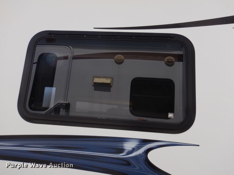 image for item IQ9605 2012 Forrest River Freedom Express  camper