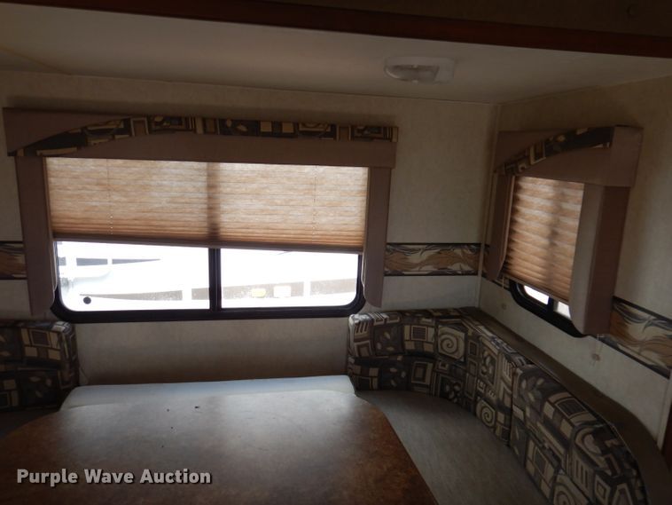 image for item IQ9605 2012 Forrest River Freedom Express  camper