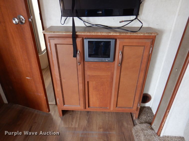 image for item IQ9605 2012 Forrest River Freedom Express  camper