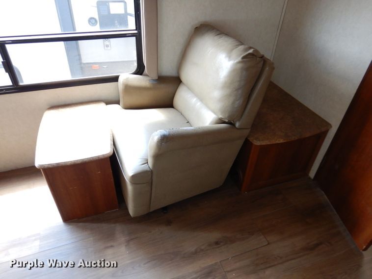 image for item IQ9605 2012 Forrest River Freedom Express  camper