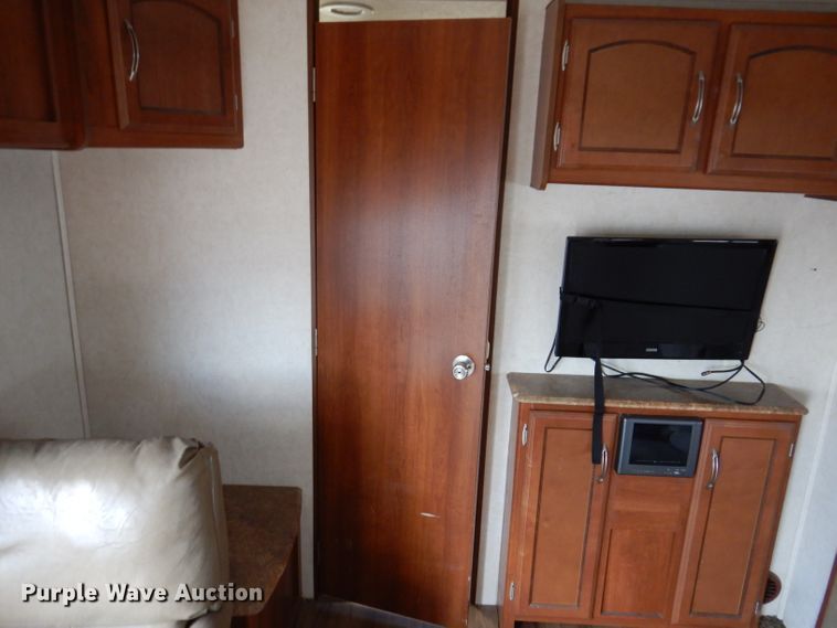 image for item IQ9605 2012 Forrest River Freedom Express  camper