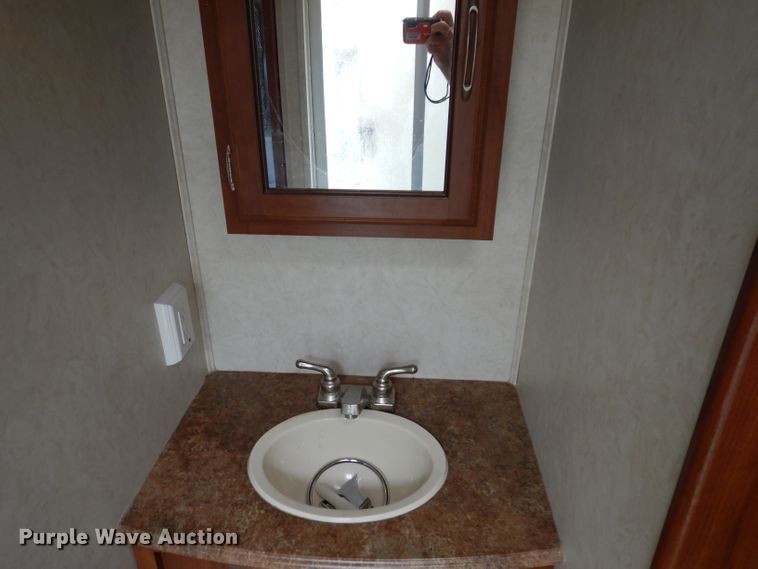 image for item IQ9605 2012 Forrest River Freedom Express  camper