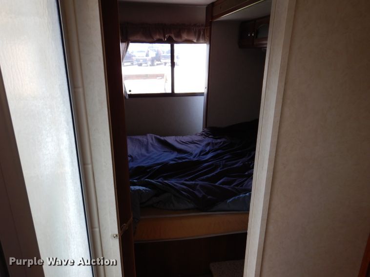 image for item IQ9605 2012 Forrest River Freedom Express  camper