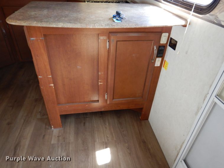 image for item IQ9605 2012 Forrest River Freedom Express  camper