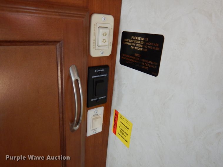 image for item IQ9605 2012 Forrest River Freedom Express  camper