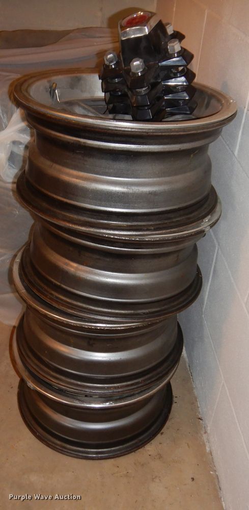 image for item IQ9610 1985 Chevrolet El Camino SS