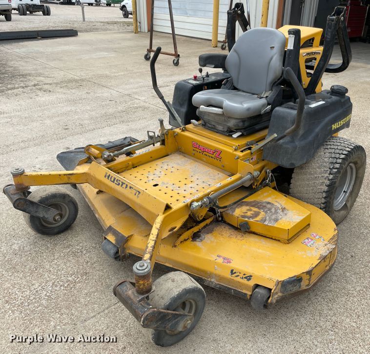 image for item IR9897 2013 Hustler Super Z  ZTR lawn mower
