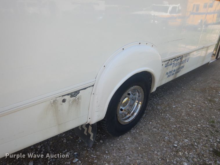 image for item IT9111 2012 Ford Econoline E450  shuttle bus