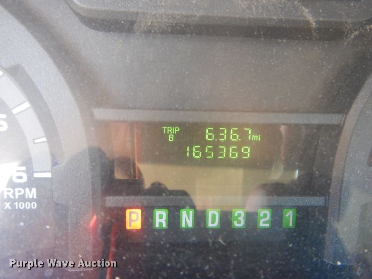 image for item IT9111 2012 Ford Econoline E450  shuttle bus