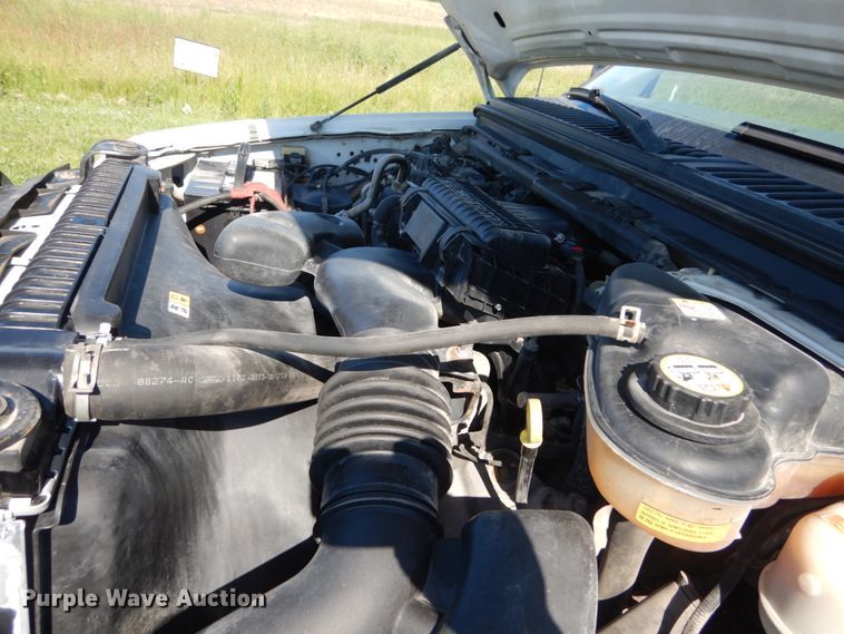 image for item IT9117 2006 Ford F350 SuperDuty  utility bed pickup truck