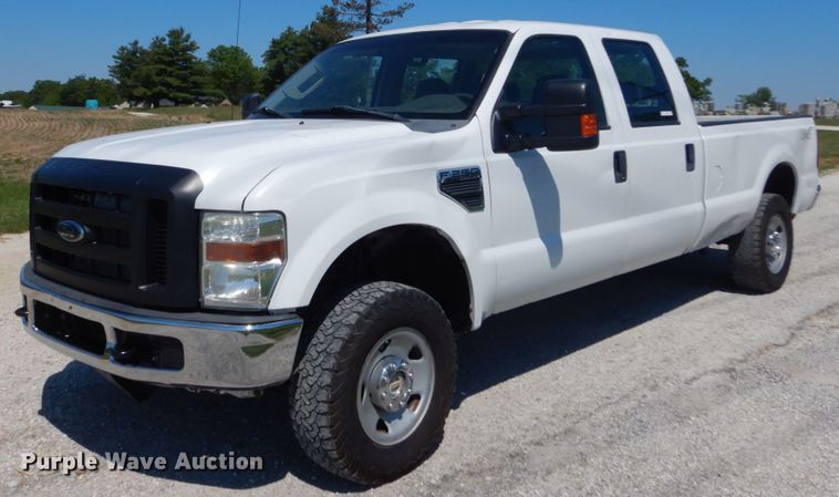 image for item IT9121 2009 Ford F250 Super Duty  Crew Cab pickup truck
