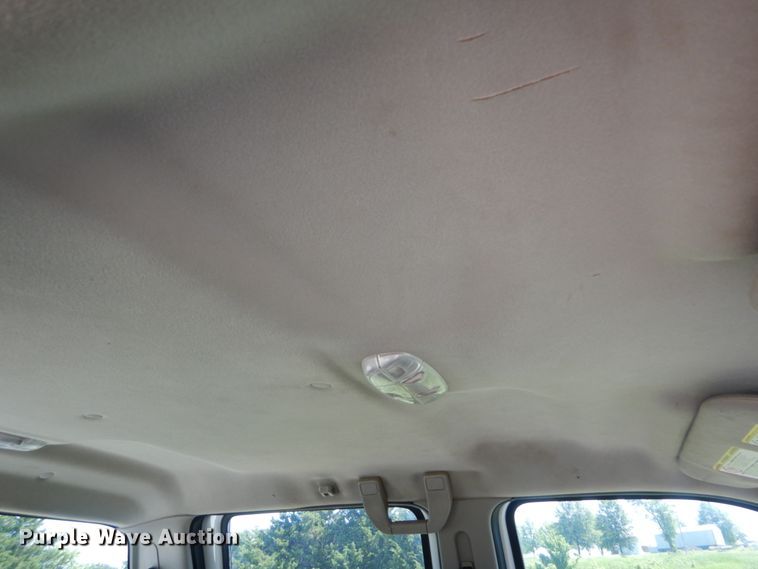 image for item IT9121 2009 Ford F250 Super Duty  Crew Cab pickup truck