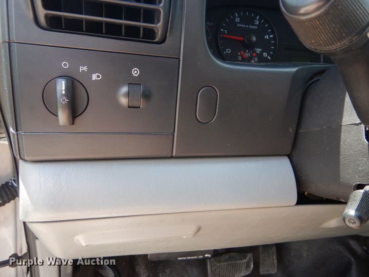 image for item IT9122 2007 Ford F350 SuperDuty  SuperCab pickup truck