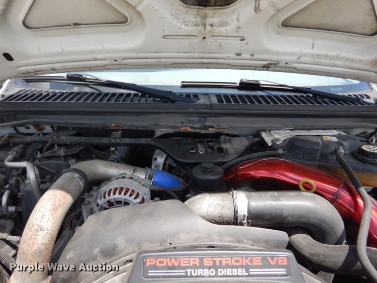 image for item IT9122 2007 Ford F350 SuperDuty  SuperCab pickup truck