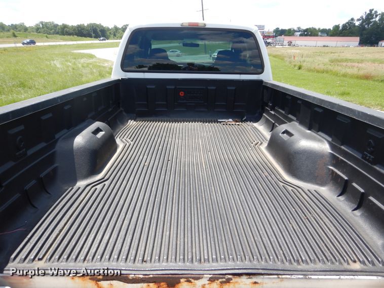 image for item IT9122 2007 Ford F350 SuperDuty  SuperCab pickup truck