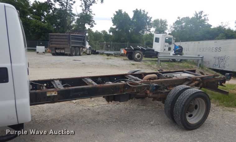 image for item IT9144 2011 Ford F550  truck cab and chassis