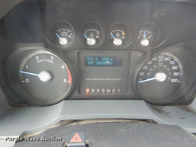 image for item IT9144 2011 Ford F550  truck cab and chassis