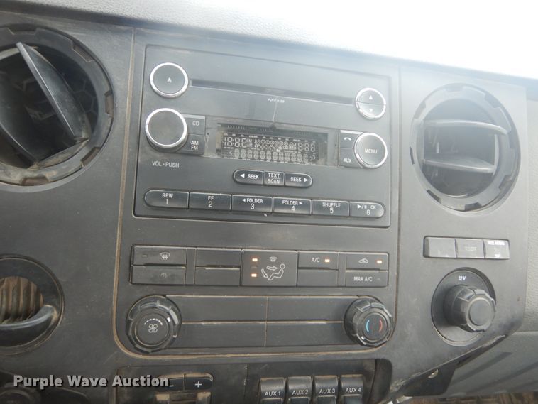 image for item IT9144 2011 Ford F550  truck cab and chassis