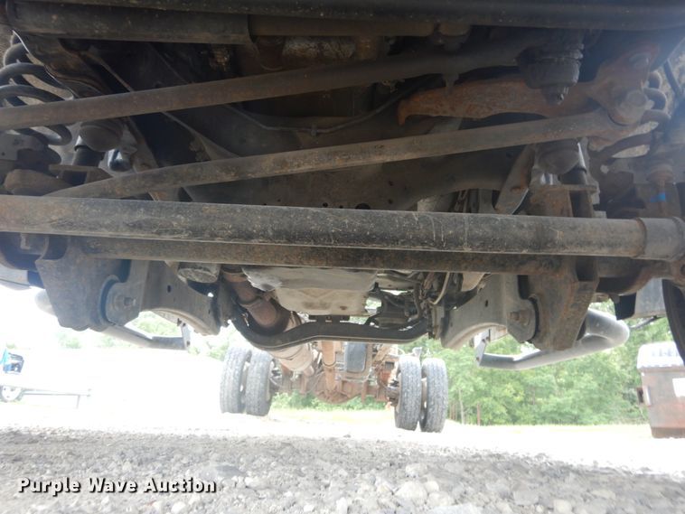 image for item IT9144 2011 Ford F550  truck cab and chassis