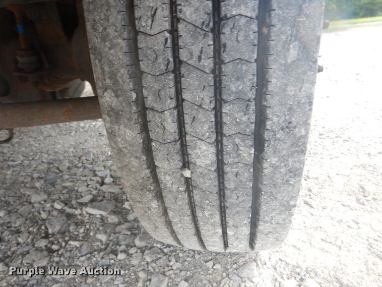 image for item IT9144 2011 Ford F550  truck cab and chassis