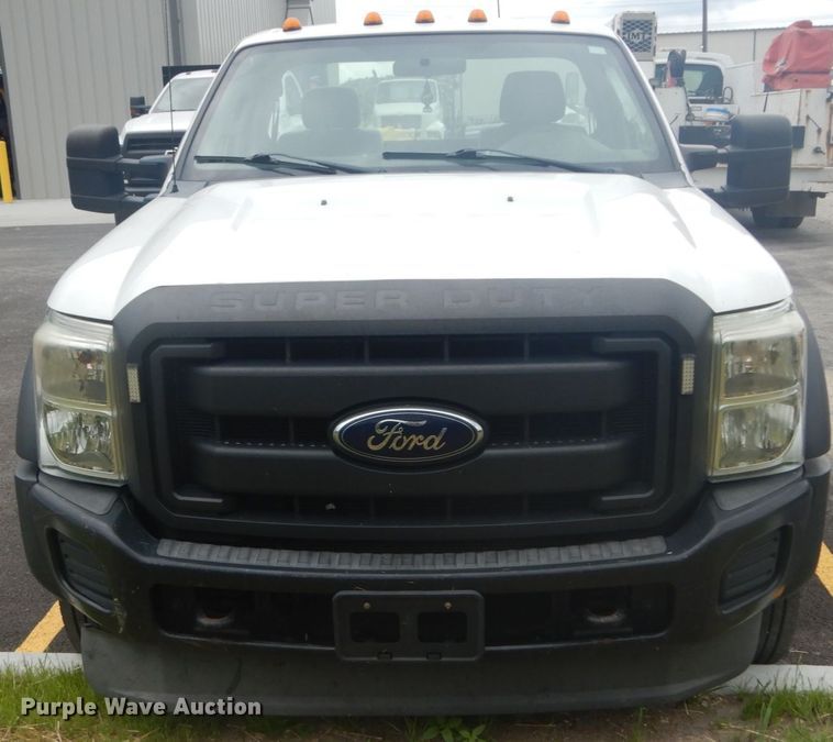 image for item IT9145 2012 Ford F550  truck cab and chassis