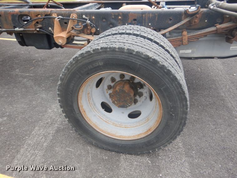 image for item IT9145 2012 Ford F550  truck cab and chassis