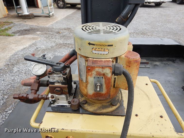 image for item IT9157 Enerpac  tire press trailer