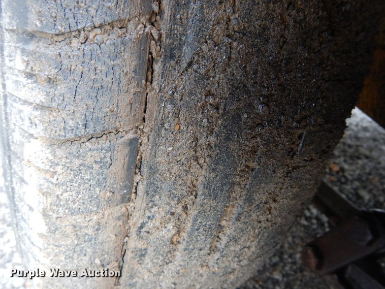 image for item IT9157 Enerpac  tire press trailer