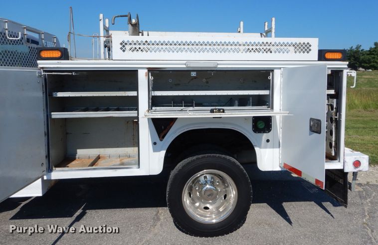 image for item IT9161 2008 Ford F550 Super Duty XL  utility / service truck