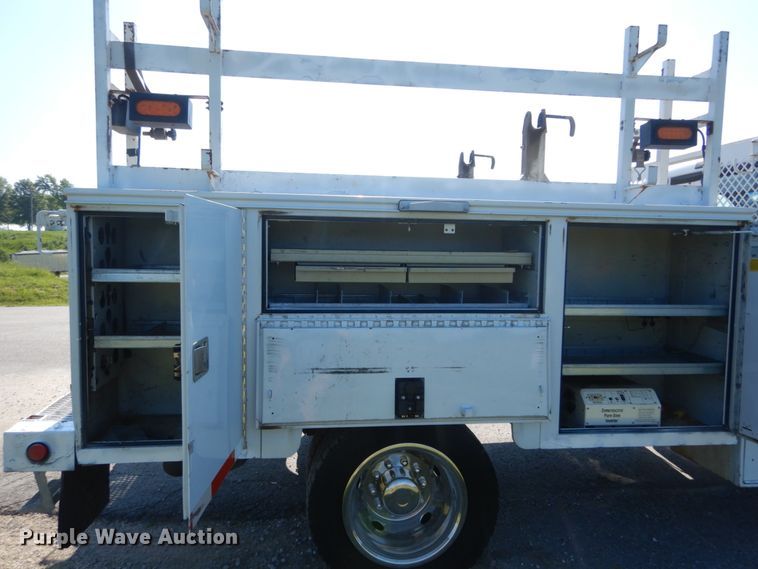 image for item IT9161 2008 Ford F550 Super Duty XL  utility / service truck