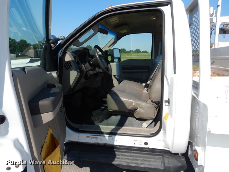 image for item IT9161 2008 Ford F550 Super Duty XL  utility / service truck