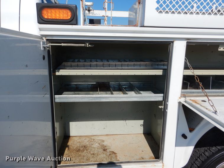 image for item IT9162 2010 Ford F550 Super Duty XL  Crew Cab utility / service truck