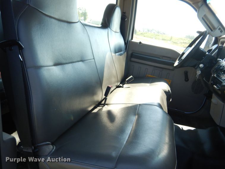 image for item IT9162 2010 Ford F550 Super Duty XL  Crew Cab utility / service truck