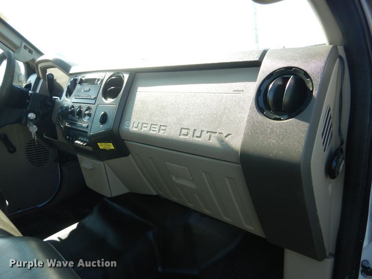 image for item IT9162 2010 Ford F550 Super Duty XL  Crew Cab utility / service truck