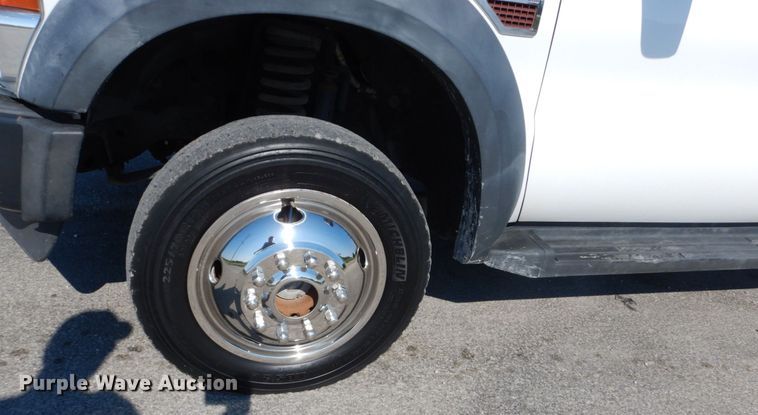 image for item IT9162 2010 Ford F550 Super Duty XL  Crew Cab utility / service truck