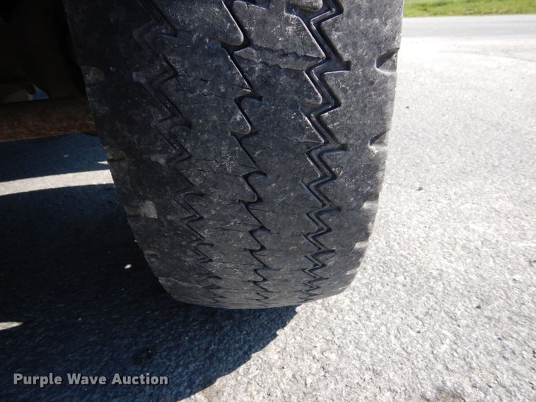 image for item IT9162 2010 Ford F550 Super Duty XL  Crew Cab utility / service truck