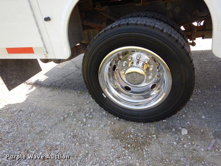 image for item IT9162 2010 Ford F550 Super Duty XL  Crew Cab utility / service truck